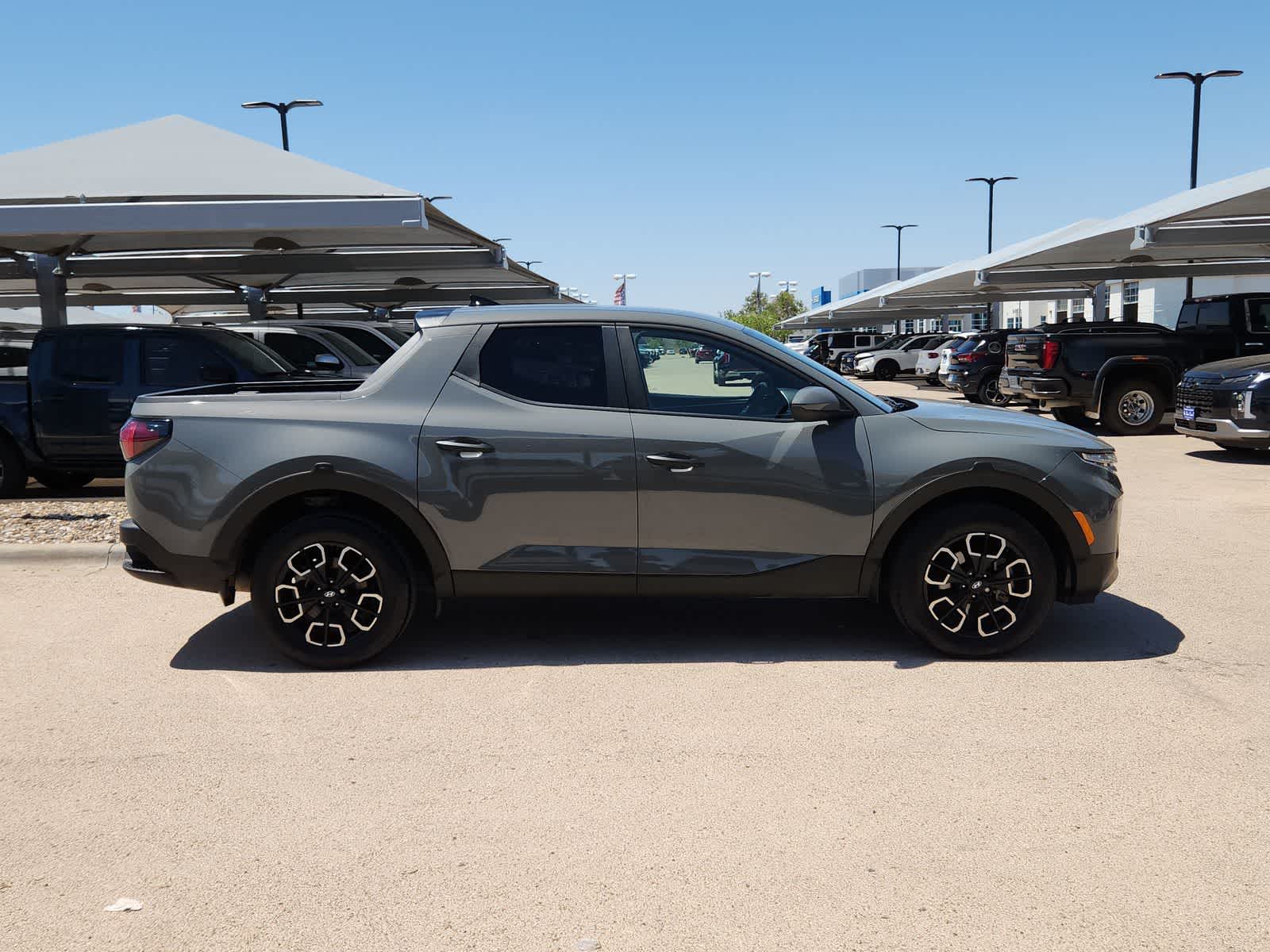 used 2024 Hyundai Santa Cruz car, priced at $24,999