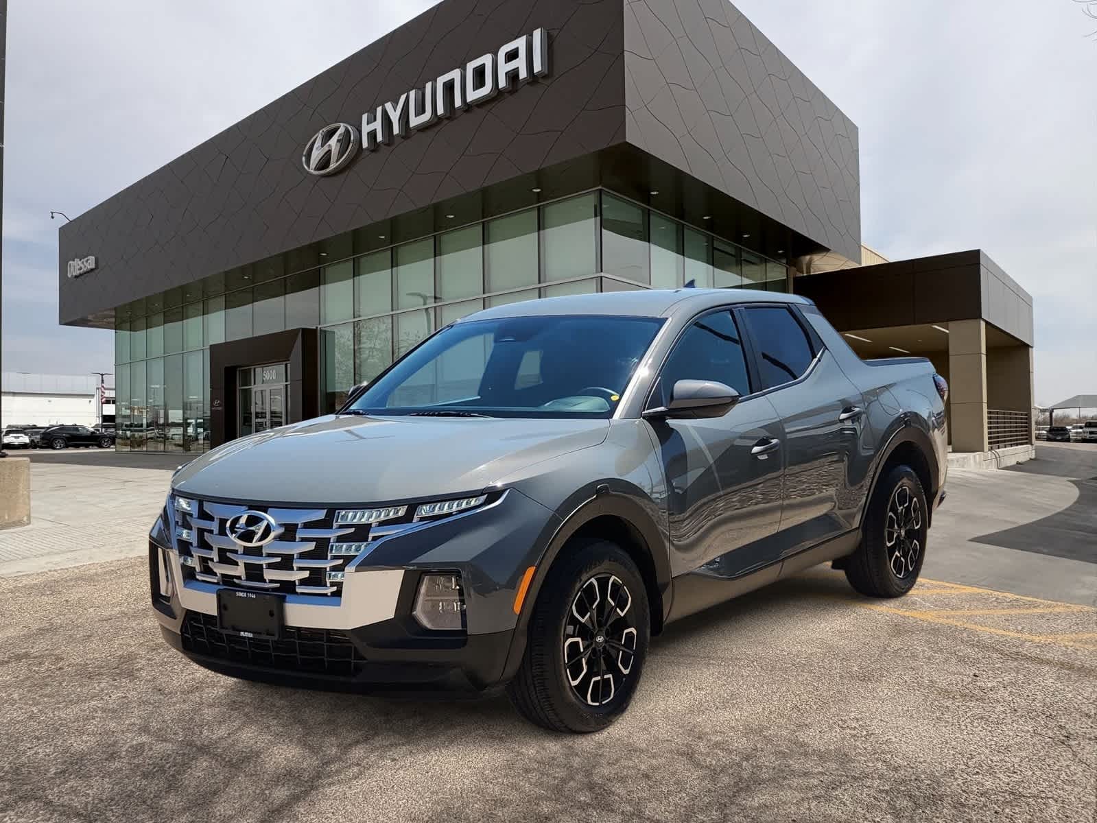 used 2024 Hyundai Santa Cruz car, priced at $24,999
