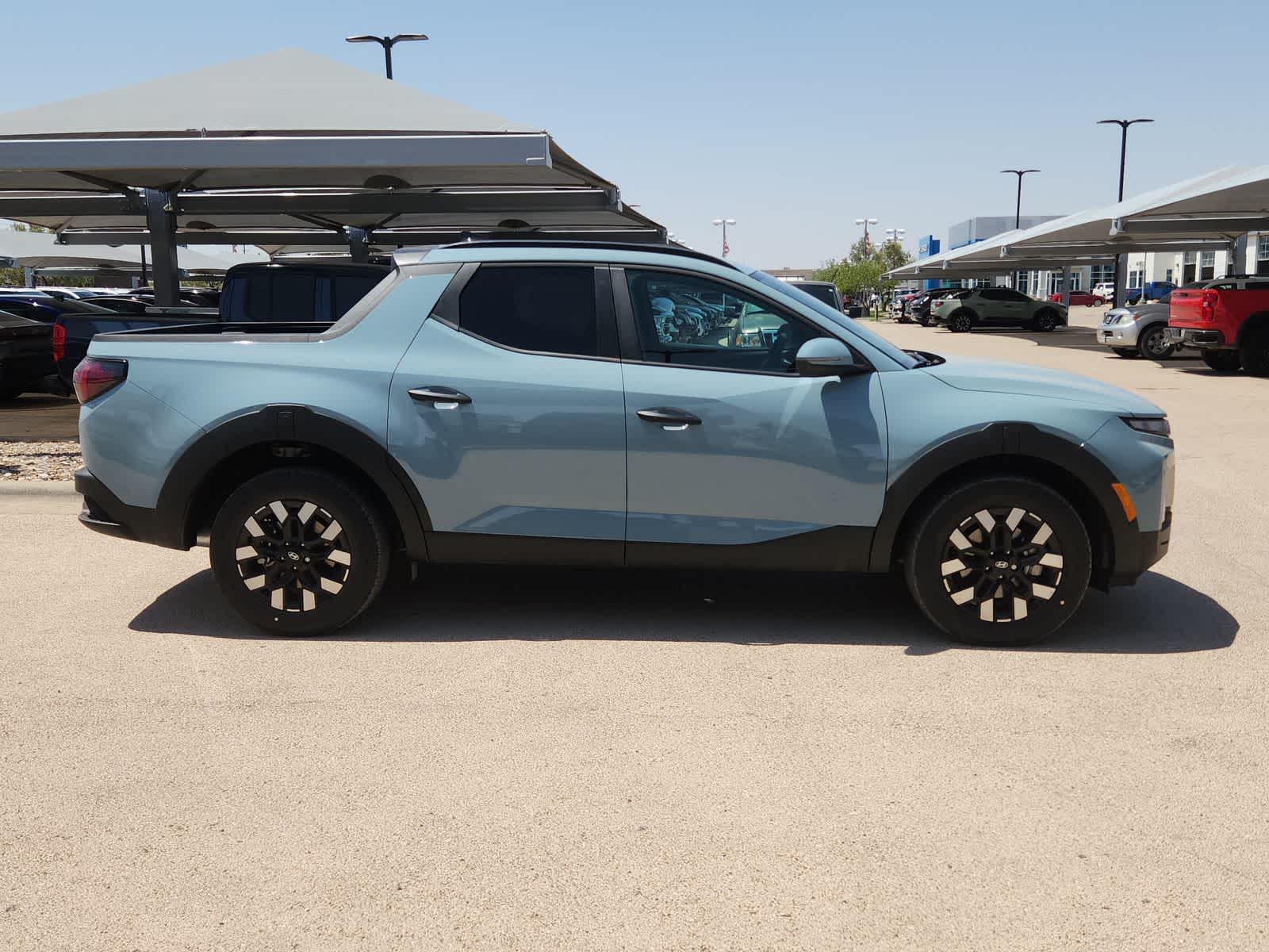 new 2025 Hyundai Santa Cruz car, priced at $33,365
