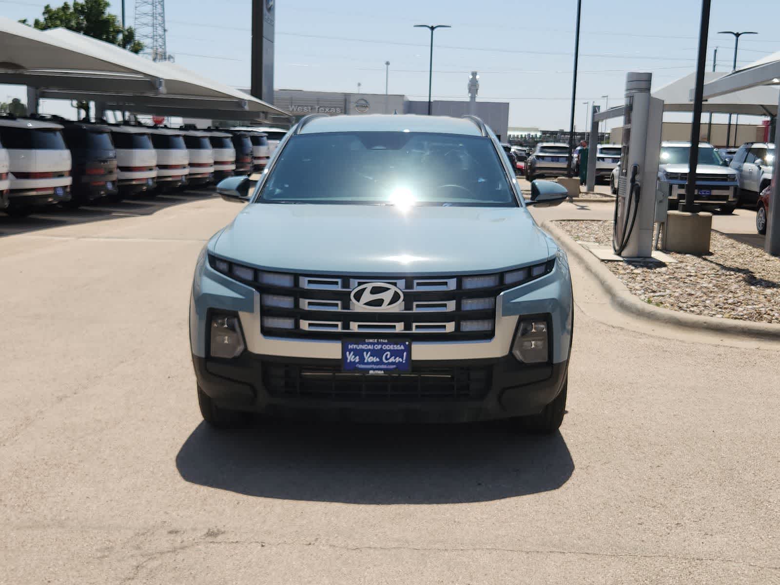 new 2025 Hyundai Santa Cruz car, priced at $33,365