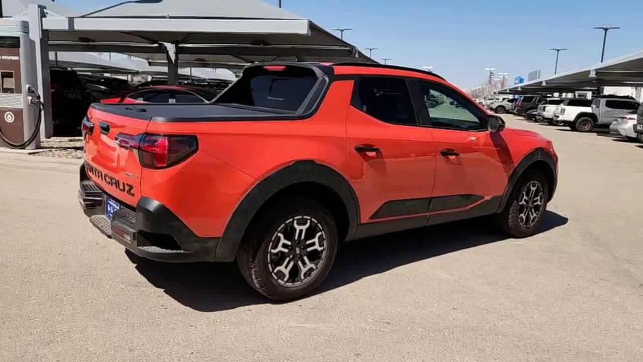 new 2025 Hyundai Santa Cruz car, priced at $42,685