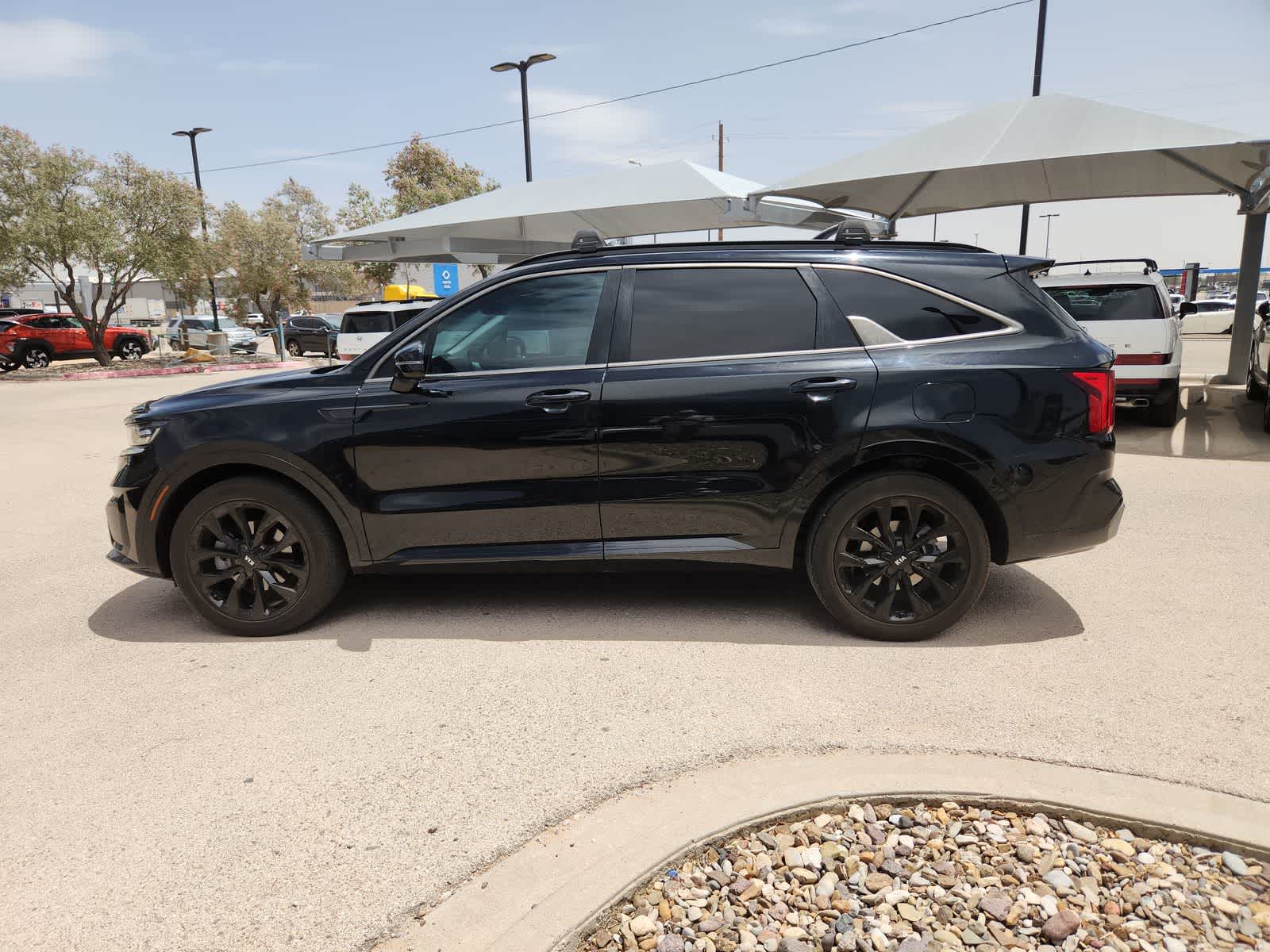 used 2021 Kia Sorento car, priced at $27,995