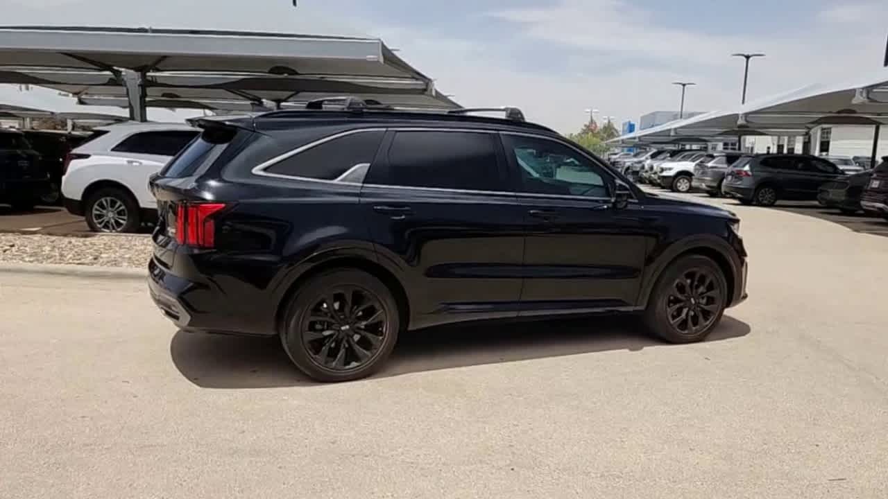 used 2021 Kia Sorento car, priced at $27,995
