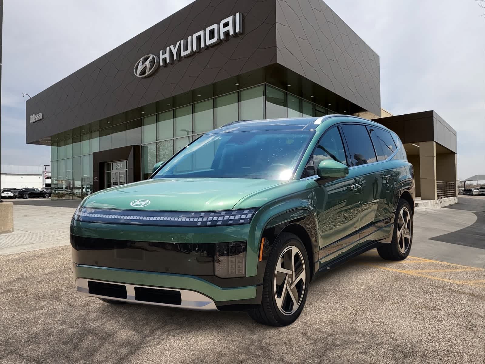 new 2026 Hyundai IONIQ 9 car, priced at $73,595