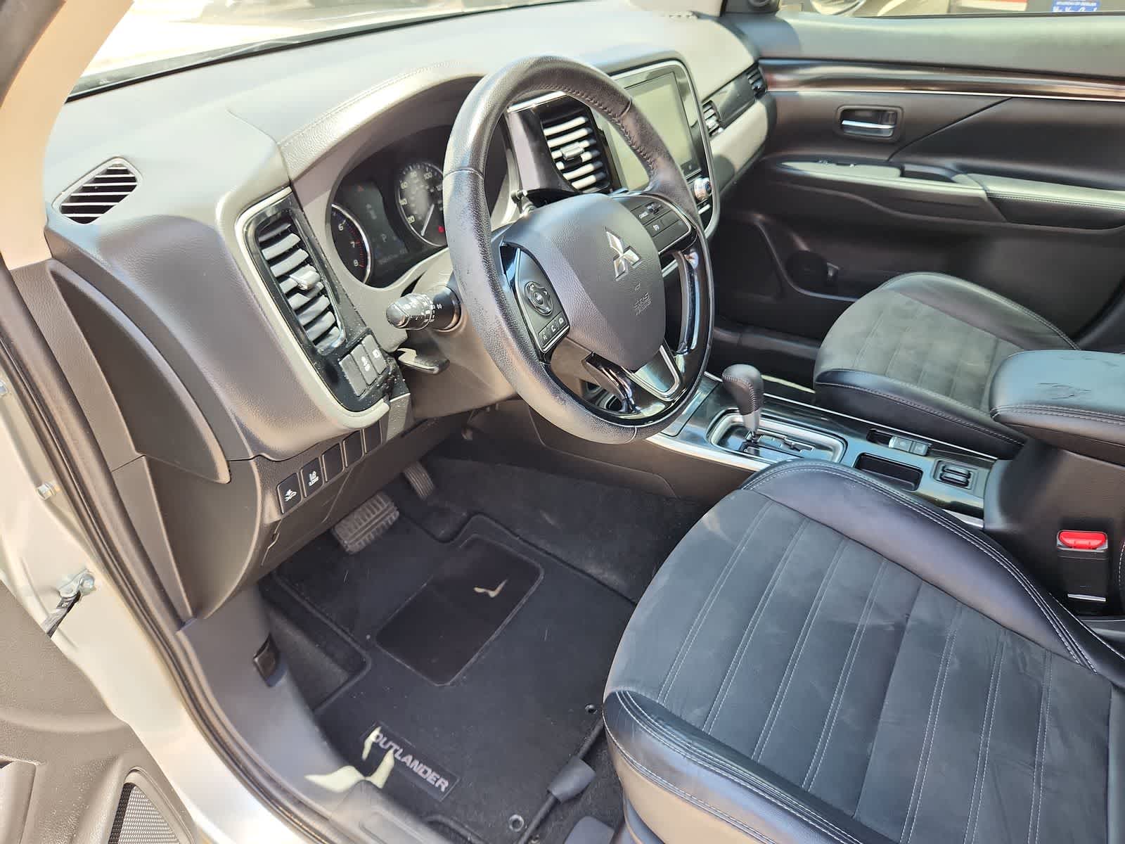 used 2020 Mitsubishi Outlander car, priced at $16,999