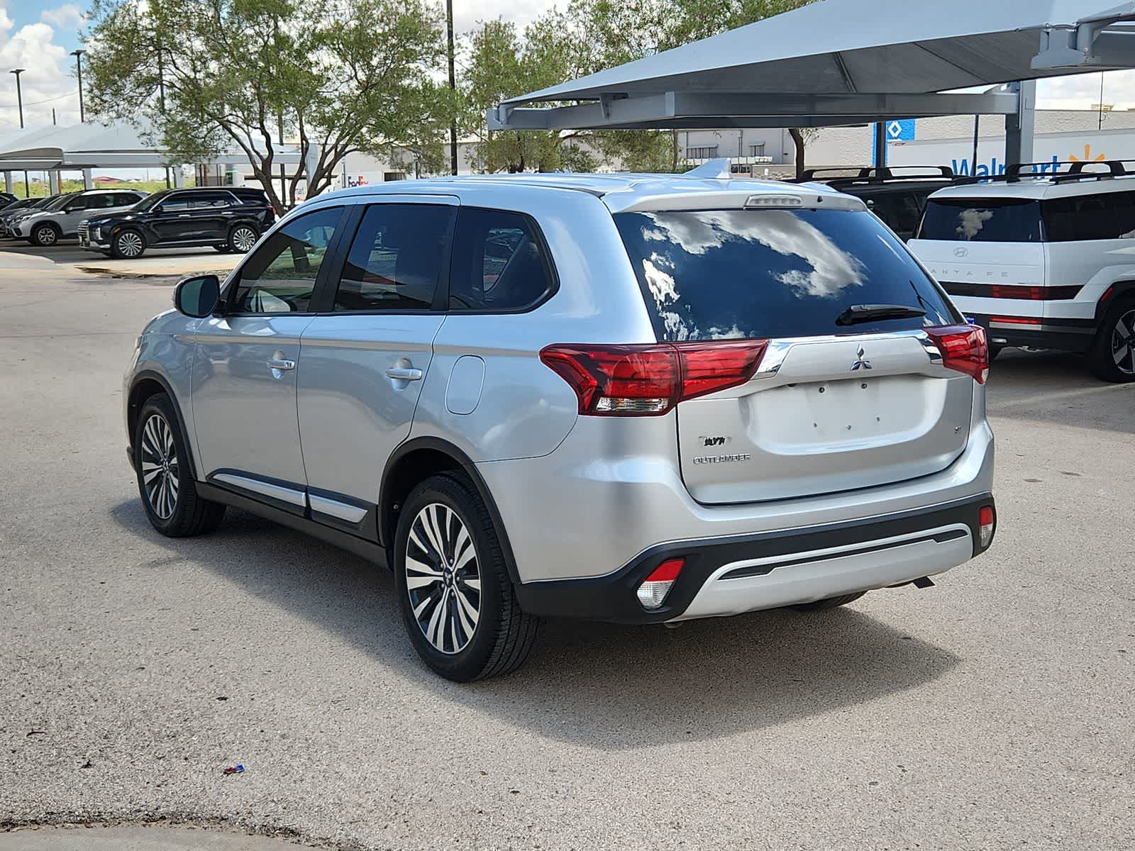 used 2020 Mitsubishi Outlander car, priced at $16,999