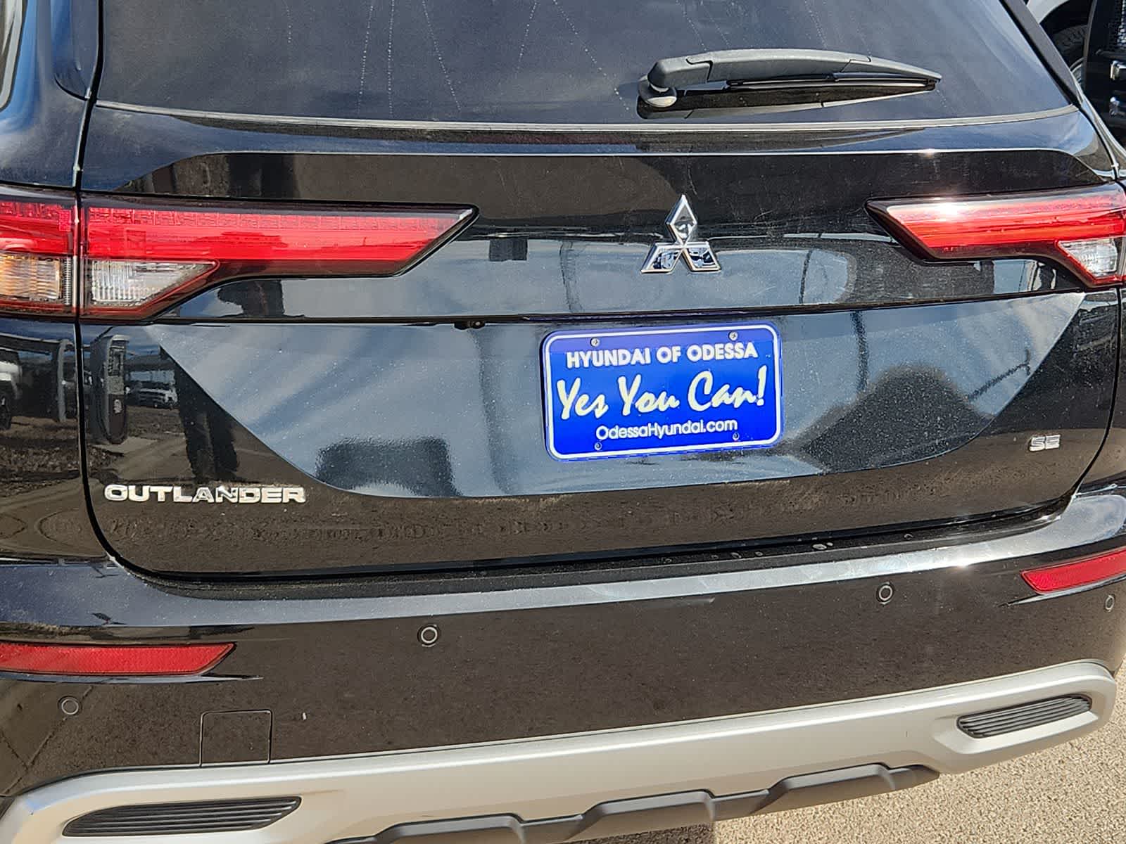 used 2023 Mitsubishi Outlander car, priced at $23,999