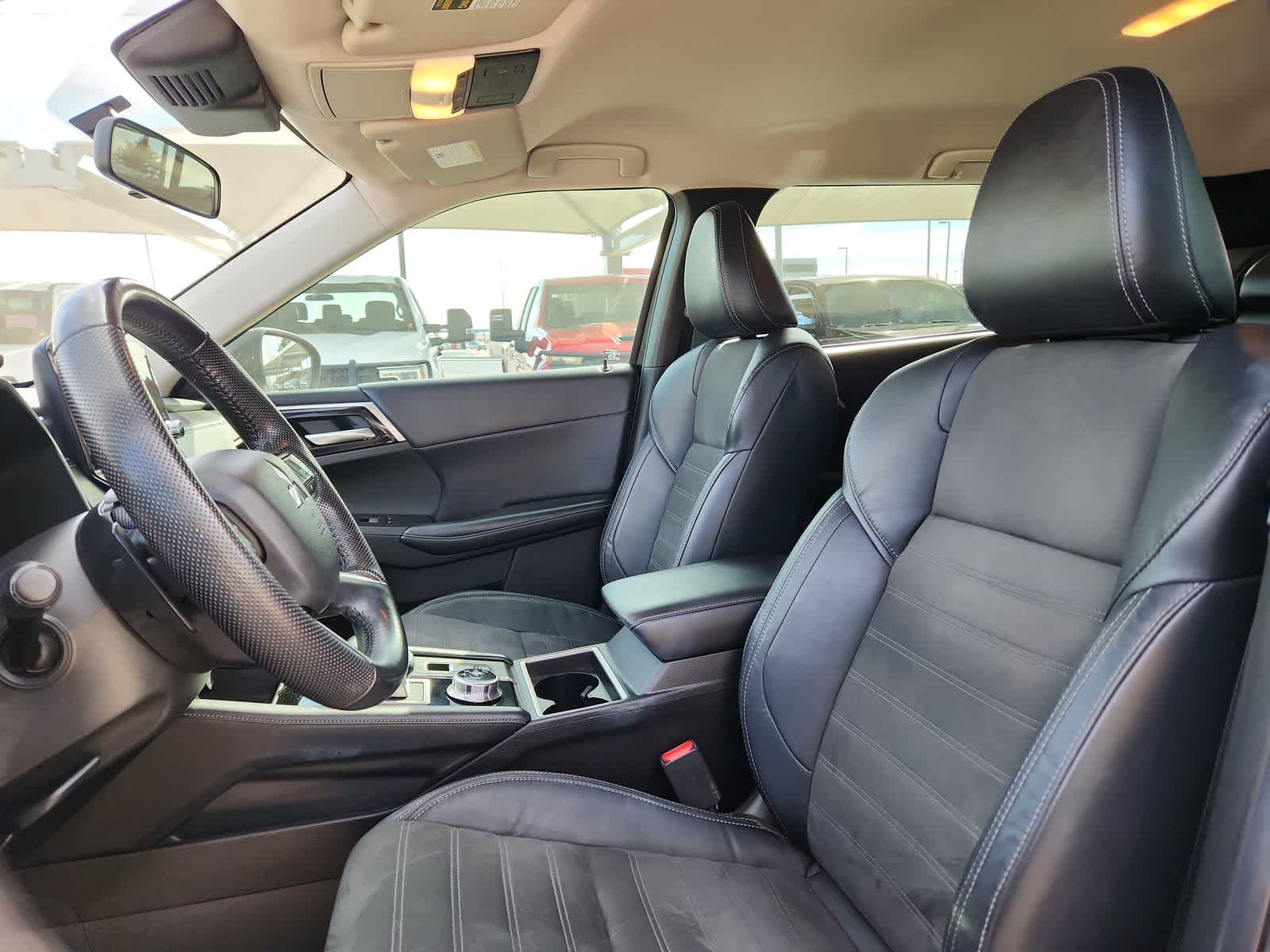 used 2023 Mitsubishi Outlander car, priced at $23,999