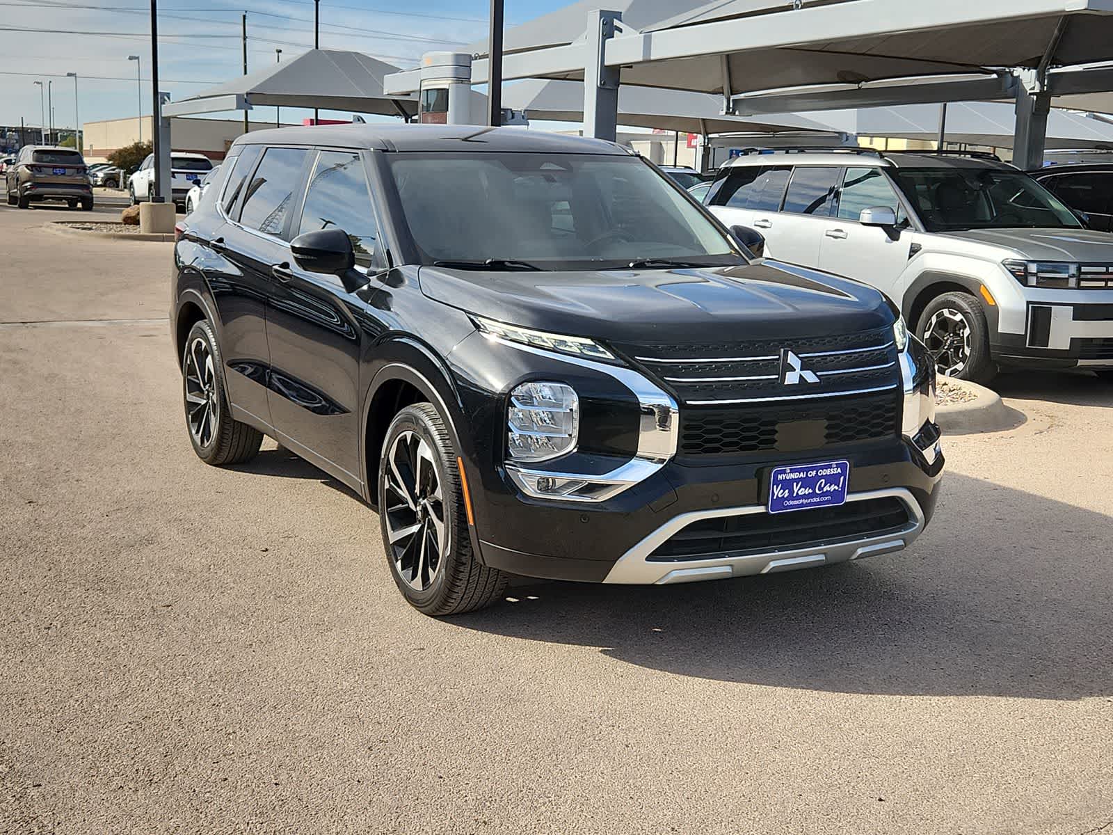 used 2023 Mitsubishi Outlander car, priced at $23,999