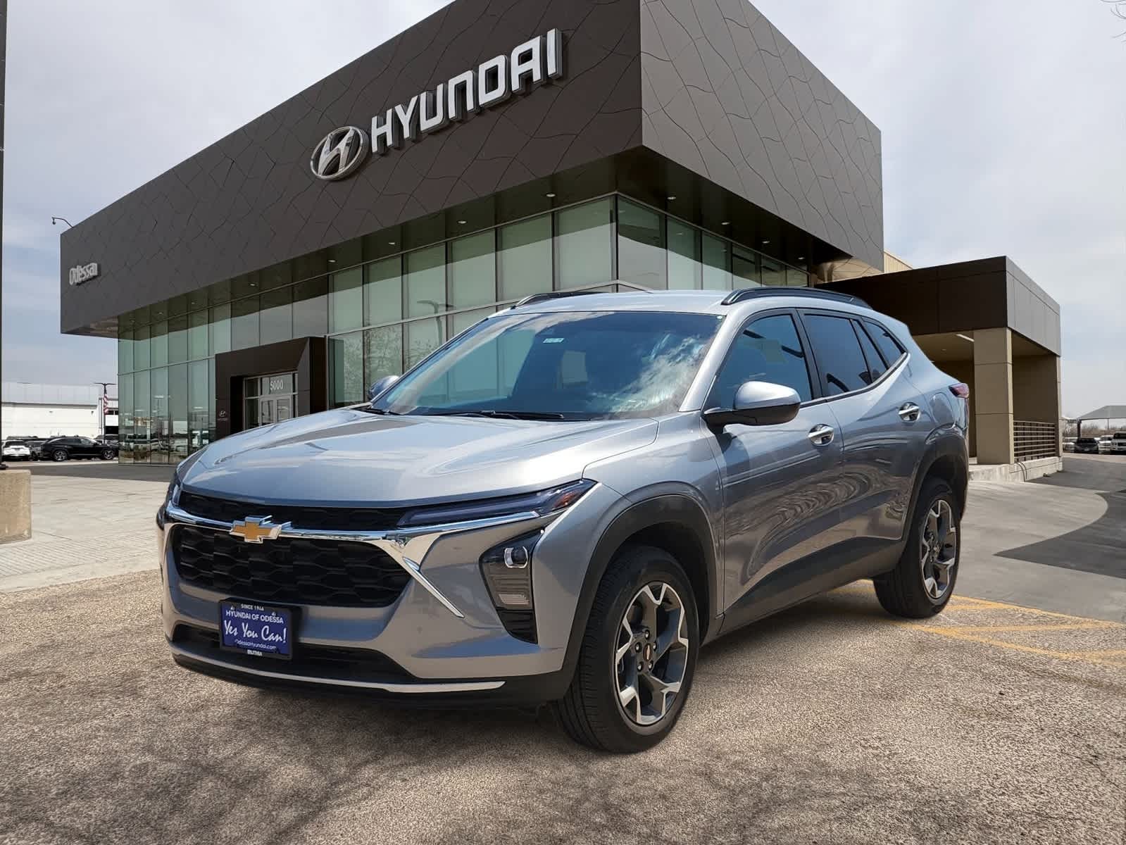 used 2025 Chevrolet Trax car, priced at $27,999