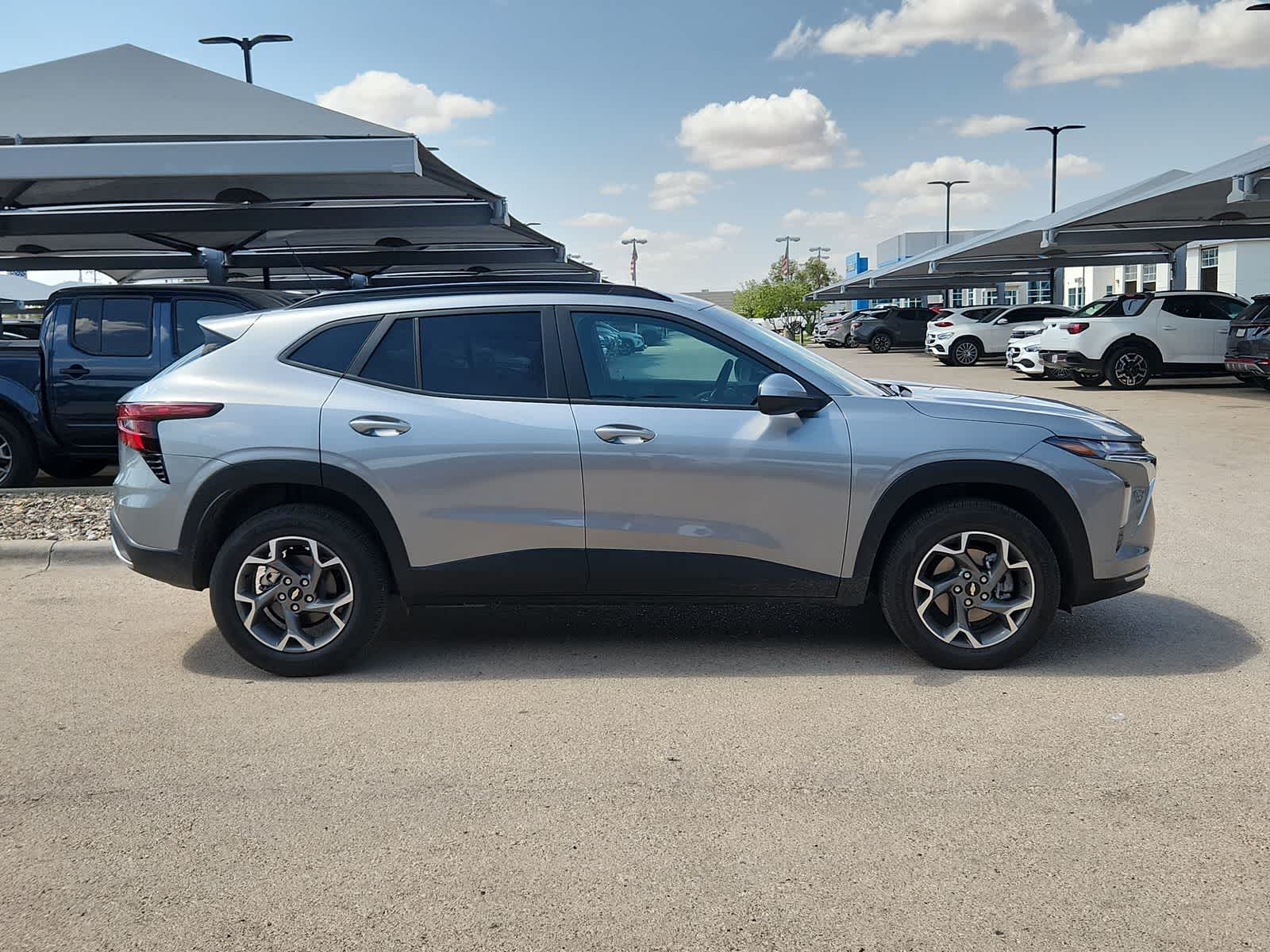 used 2025 Chevrolet Trax car, priced at $27,999