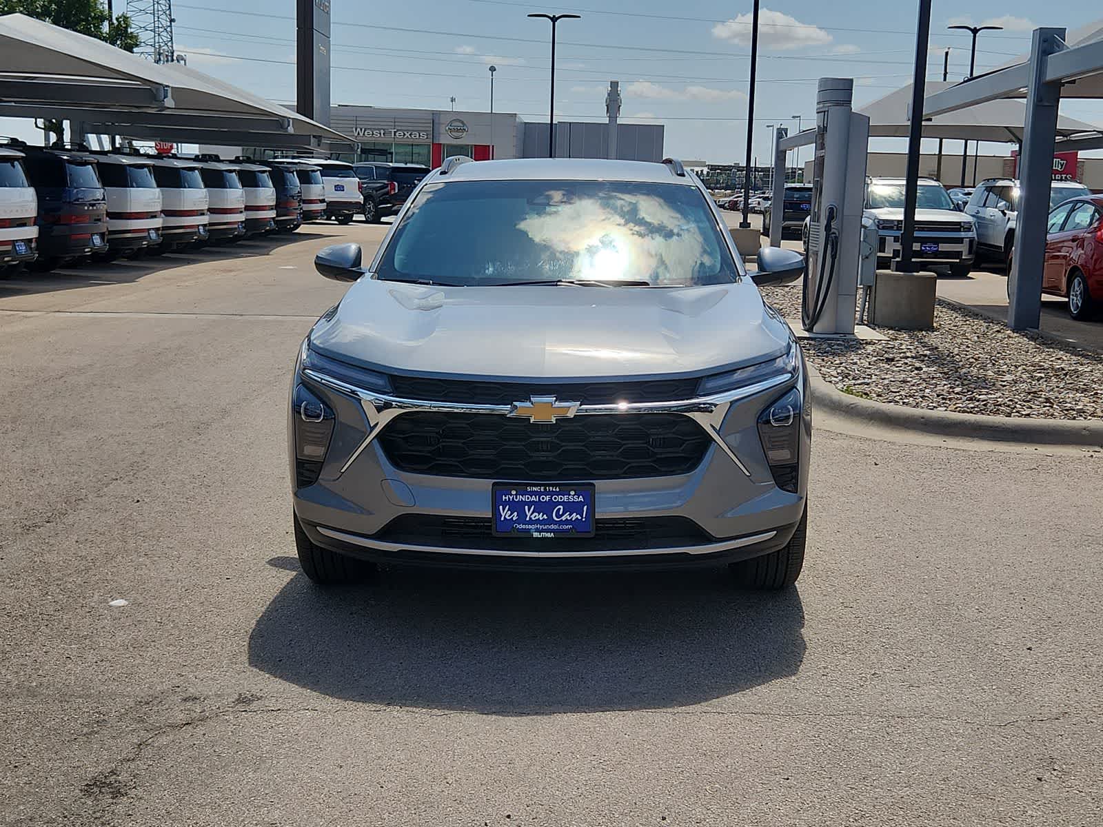 used 2025 Chevrolet Trax car, priced at $27,999