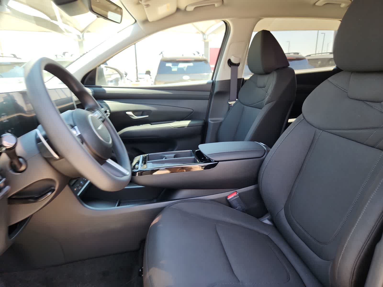 new 2025 Hyundai Tucson Hybrid car, priced at $35,905