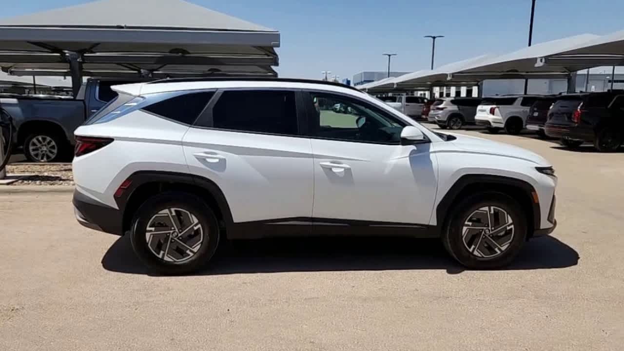 new 2025 Hyundai Tucson Hybrid car, priced at $35,905