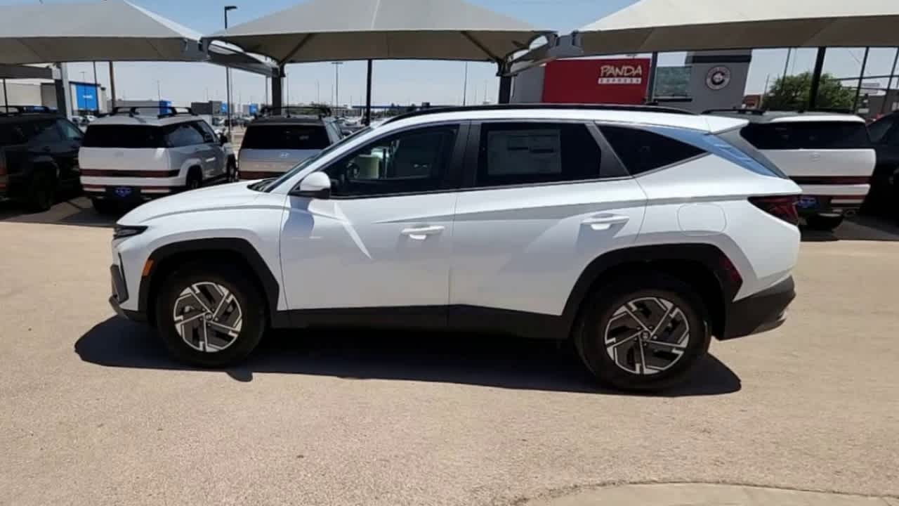 new 2025 Hyundai Tucson Hybrid car, priced at $35,905
