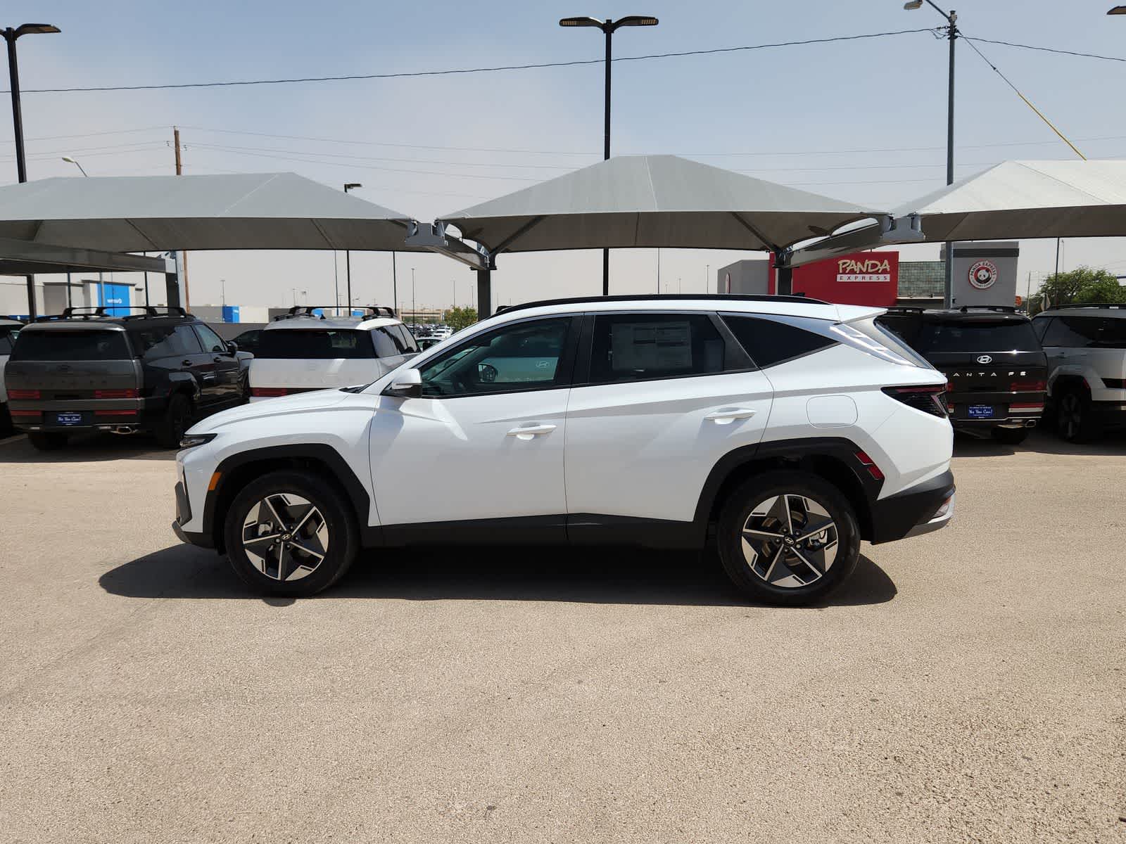 new 2025 Hyundai Tucson Hybrid car, priced at $38,975