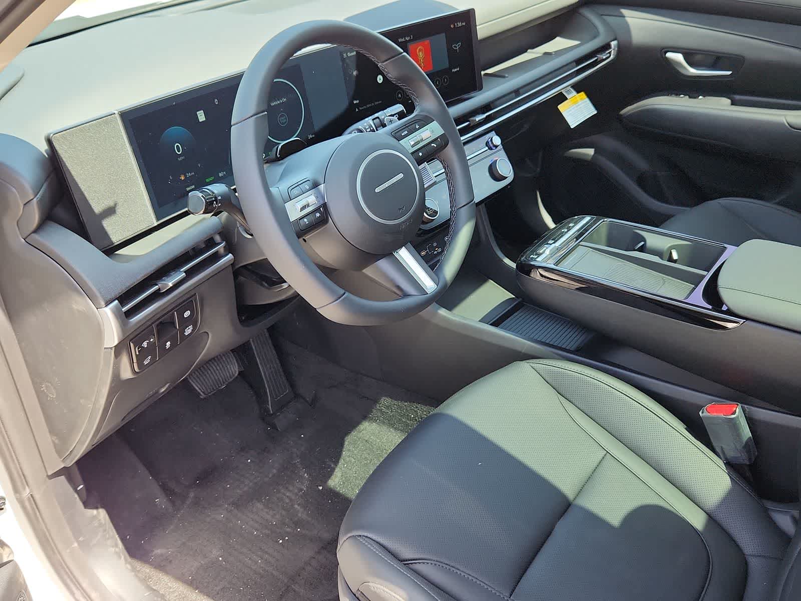 new 2025 Hyundai Tucson Hybrid car, priced at $38,915