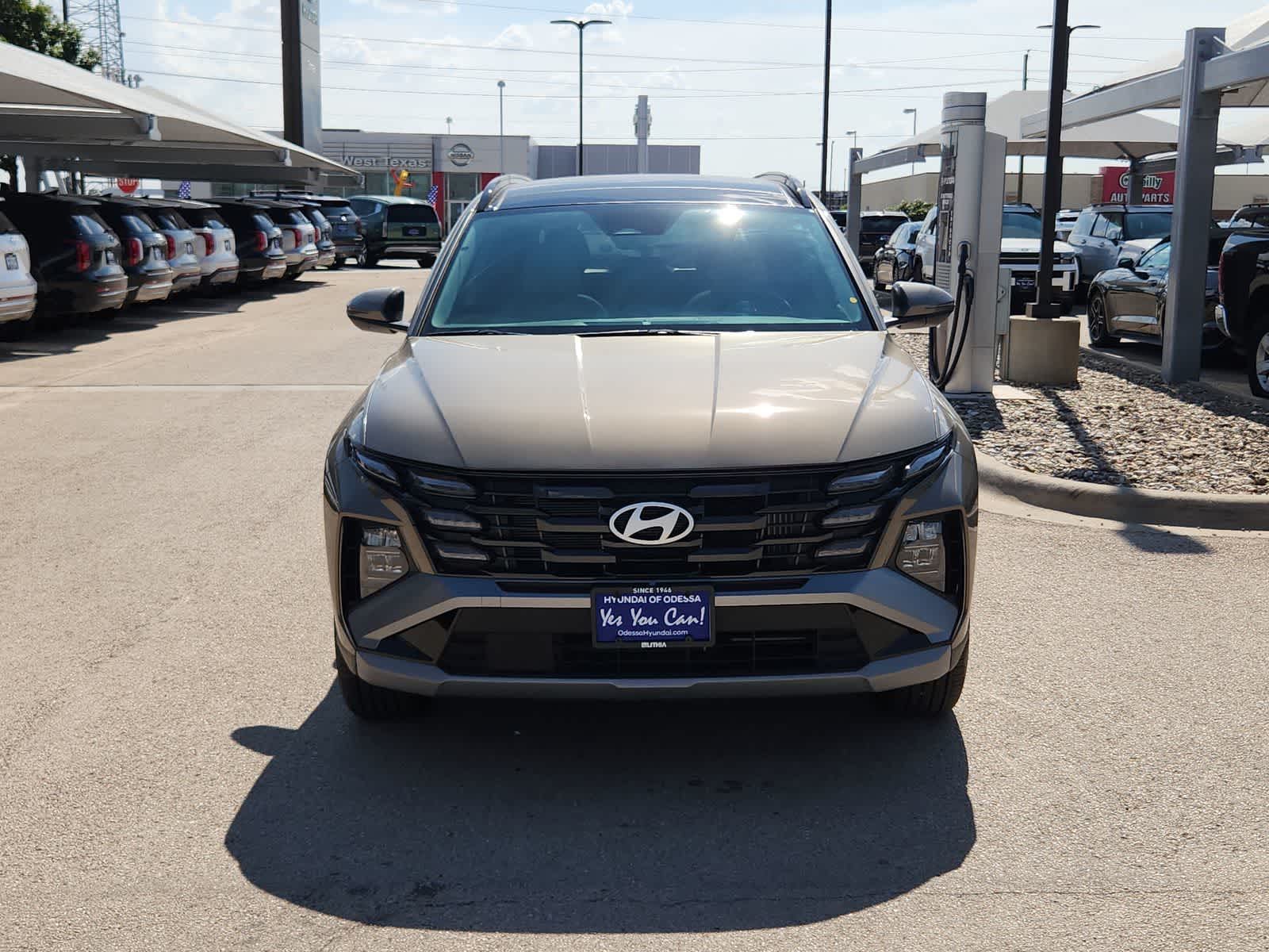 new 2025 Hyundai Tucson Hybrid car, priced at $38,660