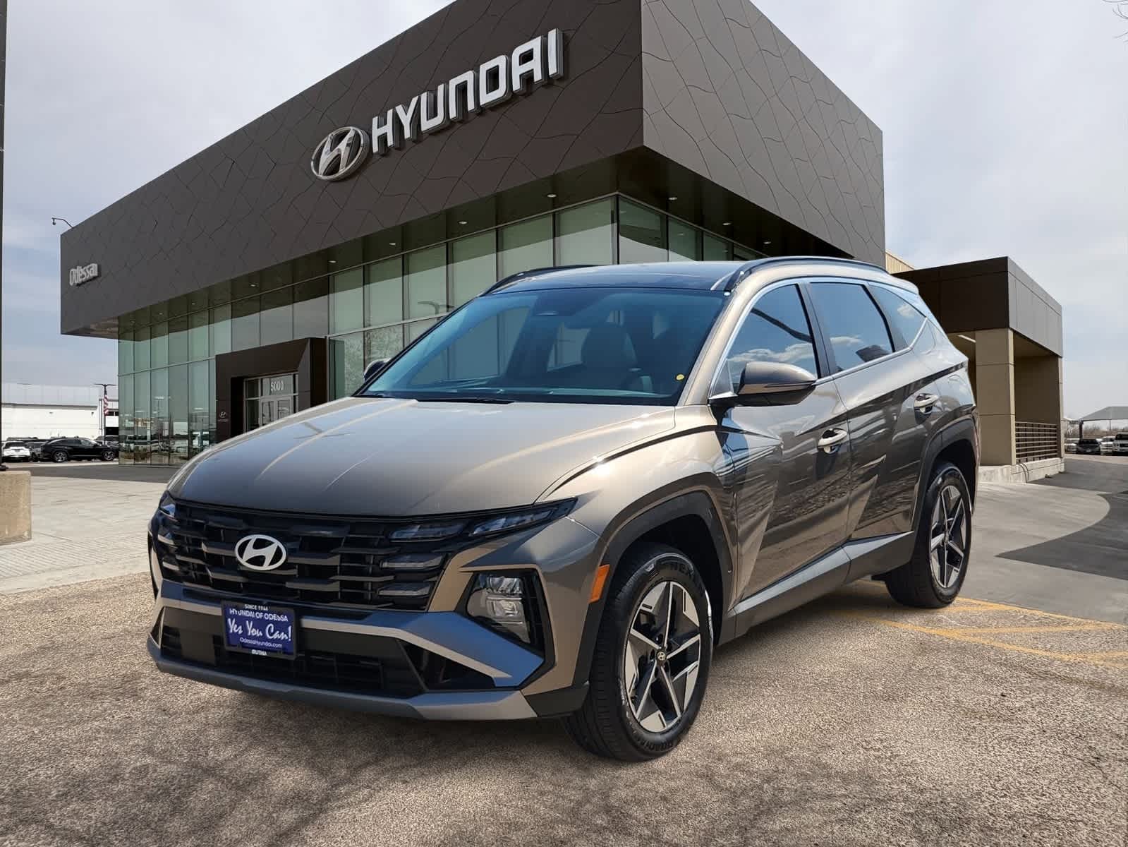 new 2025 Hyundai Tucson Hybrid car, priced at $38,660