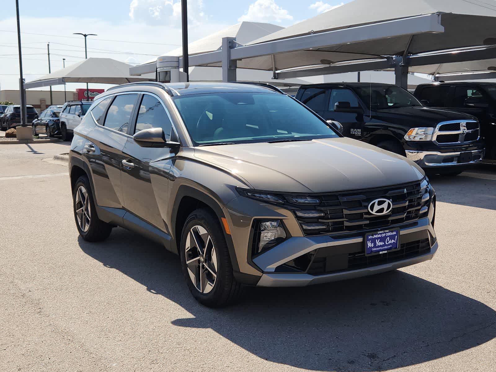 new 2025 Hyundai Tucson Hybrid car, priced at $38,660