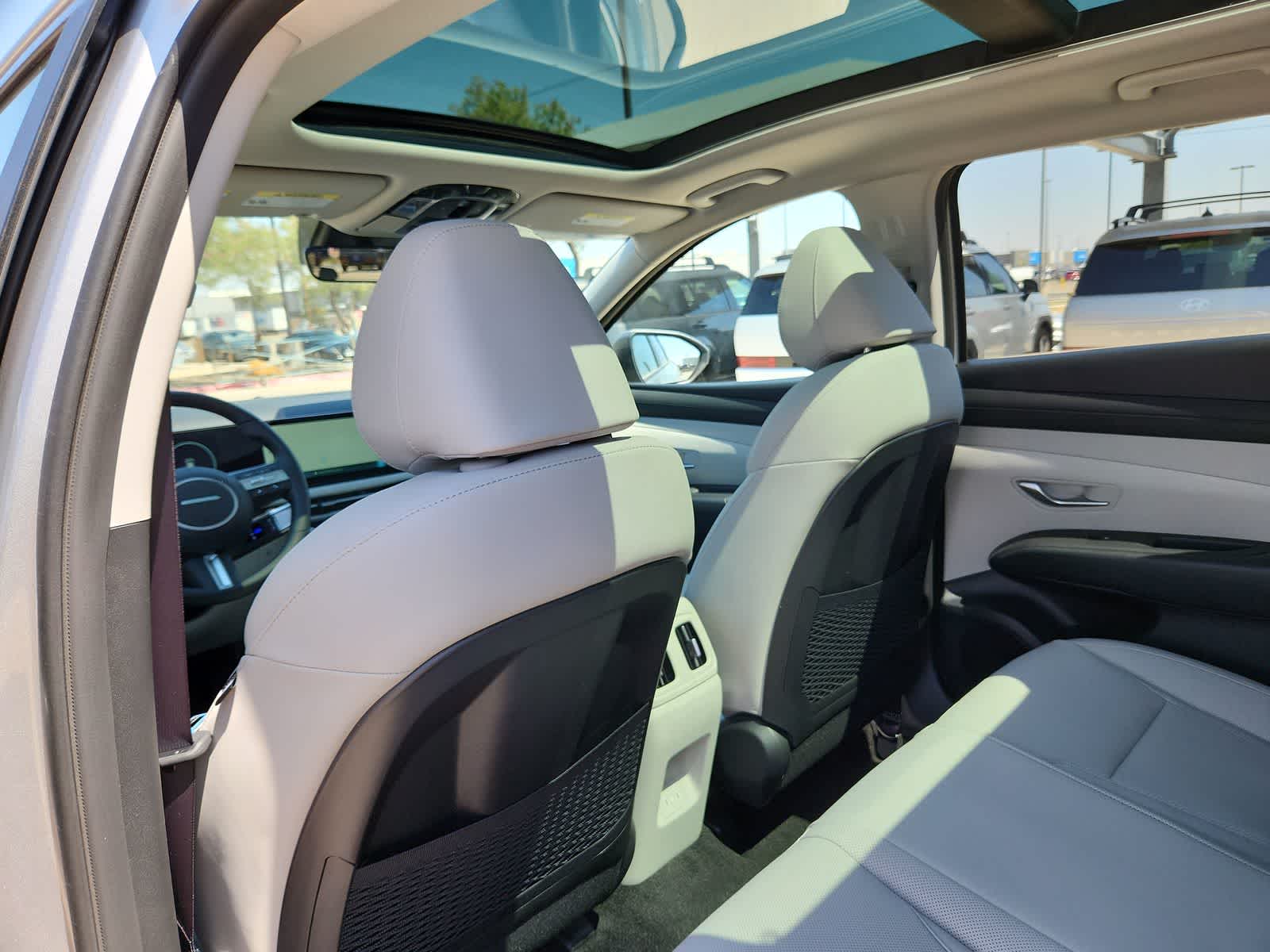 new 2025 Hyundai Tucson Hybrid car, priced at $38,475