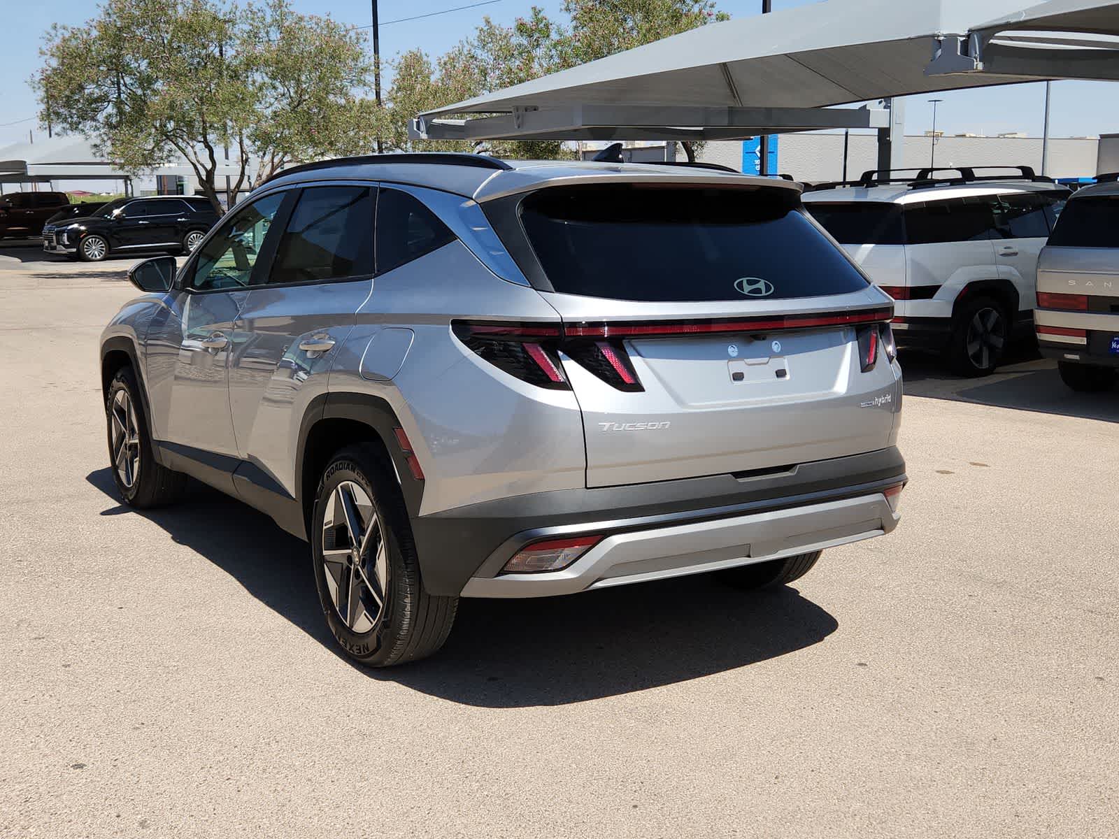 new 2025 Hyundai Tucson Hybrid car, priced at $38,475