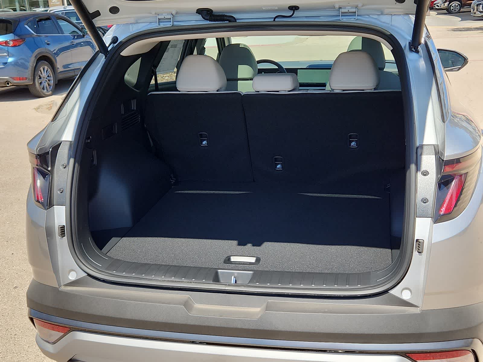 new 2025 Hyundai Tucson Hybrid car, priced at $38,475