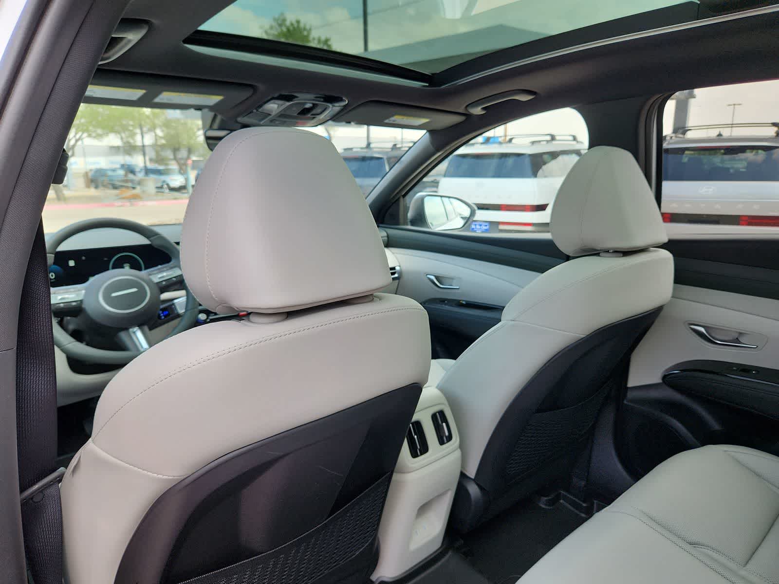 new 2025 Hyundai Tucson Hybrid car, priced at $43,790