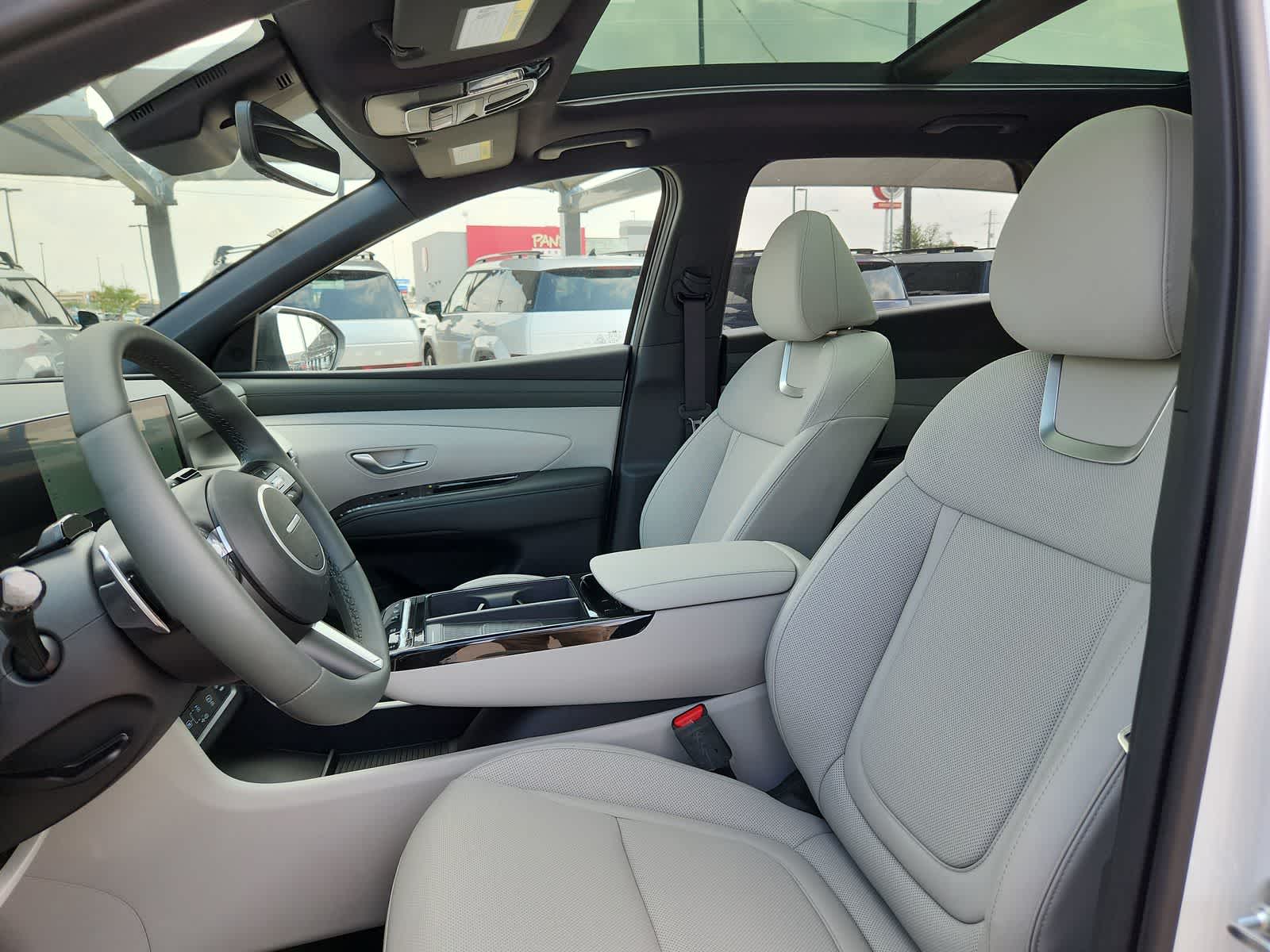 new 2025 Hyundai Tucson Hybrid car, priced at $43,790