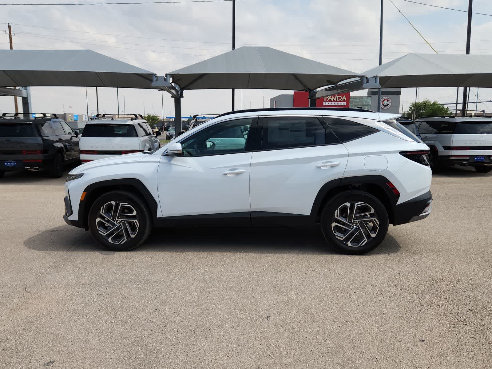 new 2025 Hyundai Tucson Hybrid car, priced at $43,790