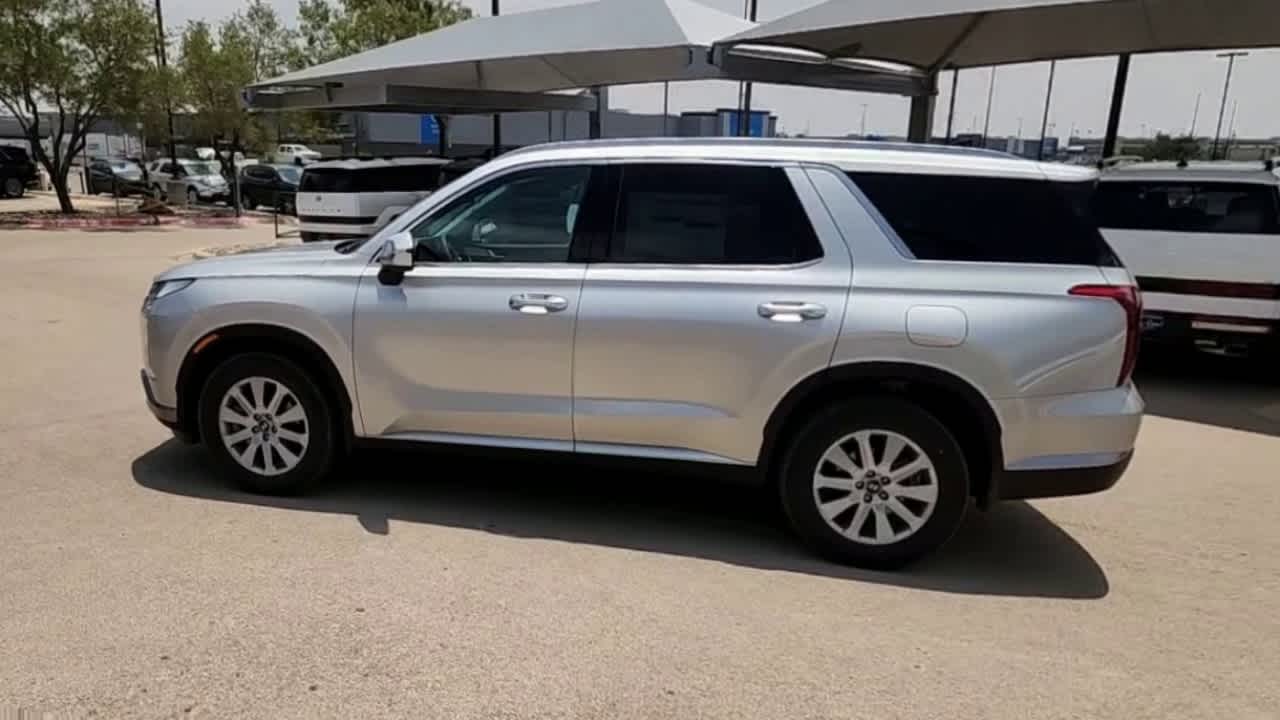 new 2025 Hyundai Palisade car, priced at $44,100