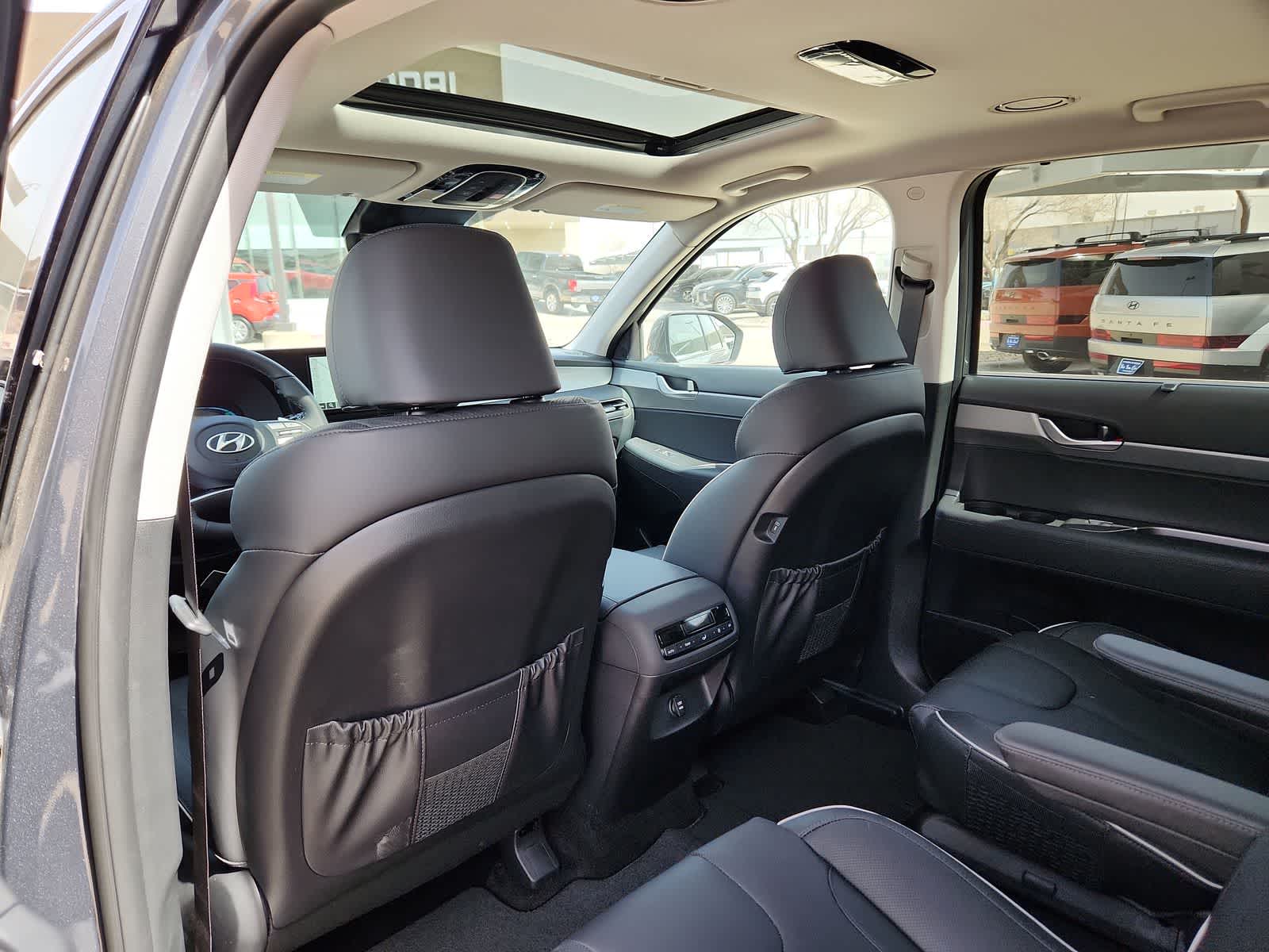 new 2025 Hyundai Palisade car, priced at $47,220