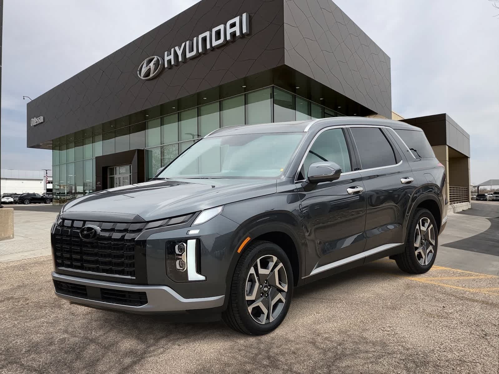 new 2025 Hyundai Palisade car, priced at $46,995
