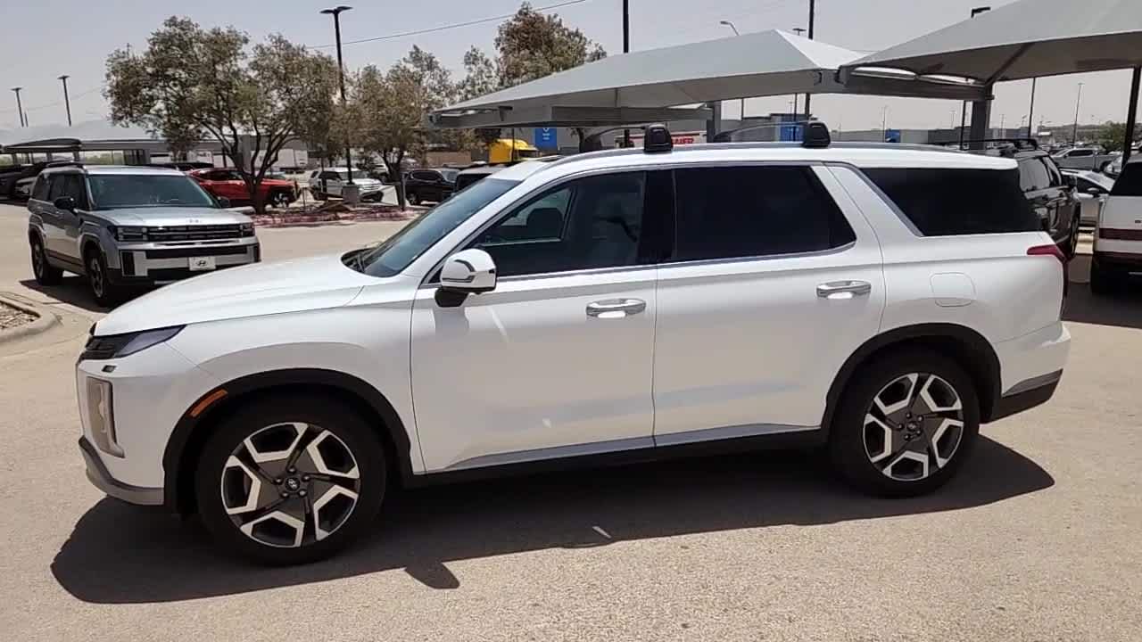 used 2024 Hyundai Palisade car, priced at $43,999