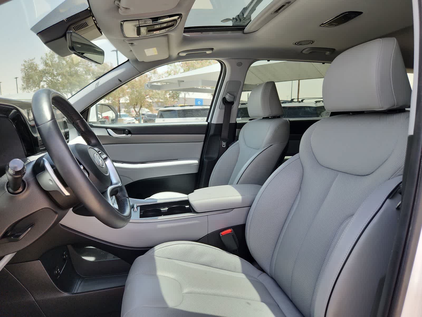 used 2024 Hyundai Palisade car, priced at $43,999