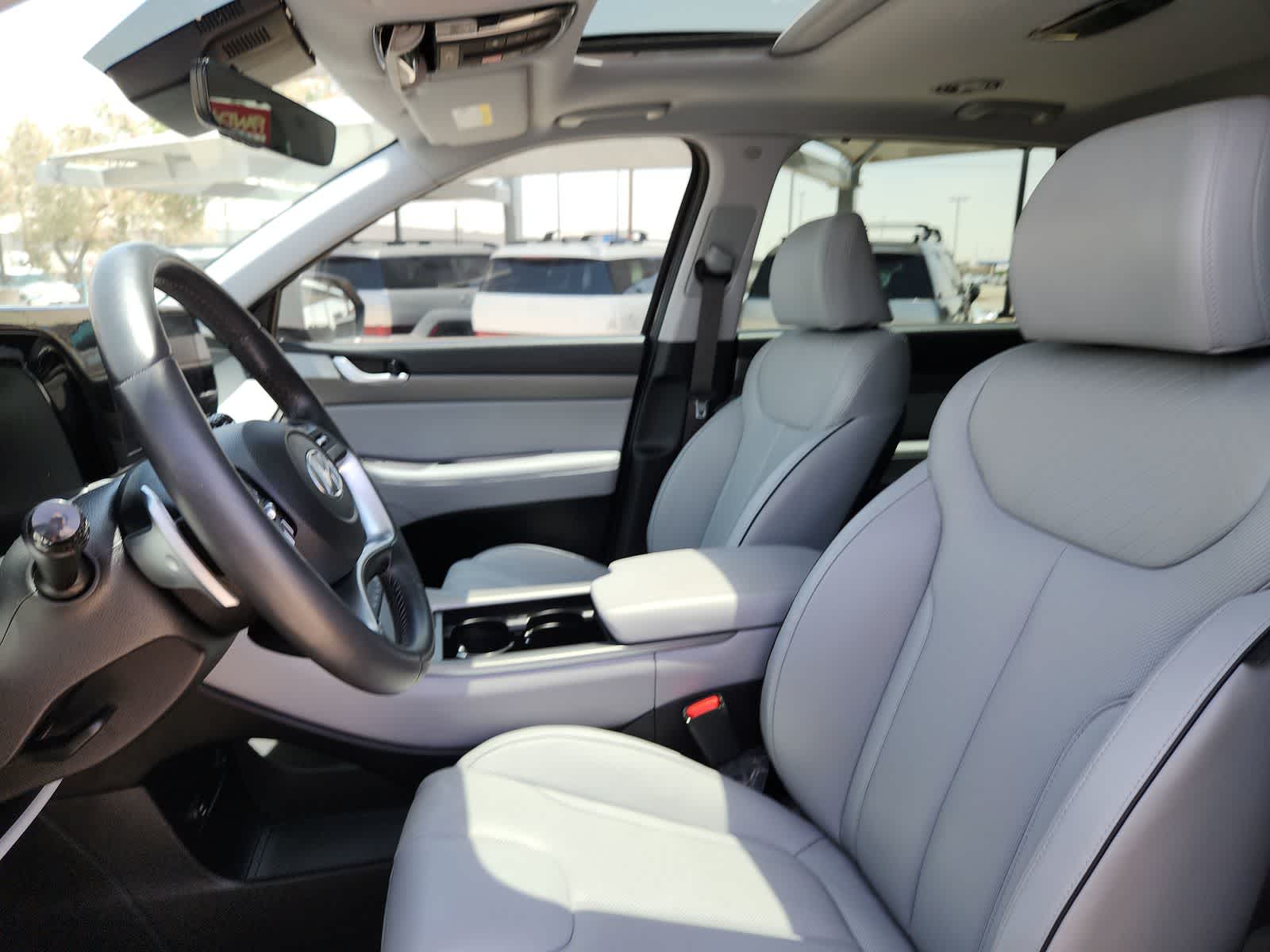 used 2024 Hyundai Palisade car, priced at $44,999