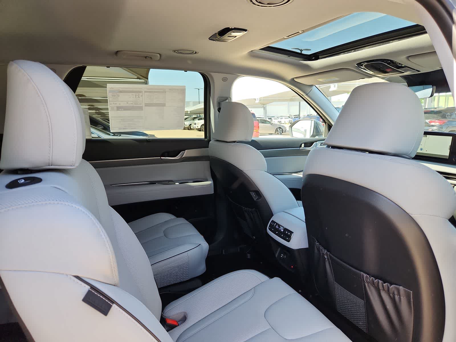 new 2025 Hyundai Palisade car, priced at $49,025
