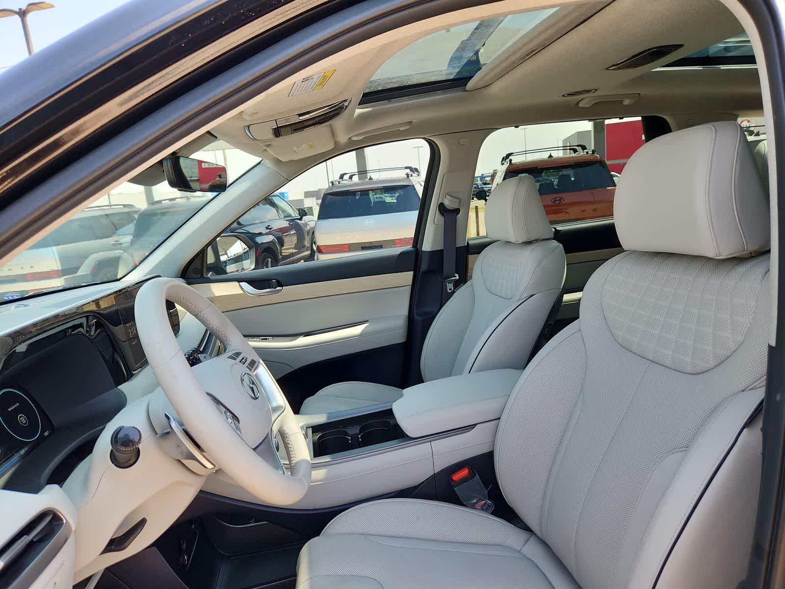 used 2024 Hyundai Palisade car, priced at $43,999