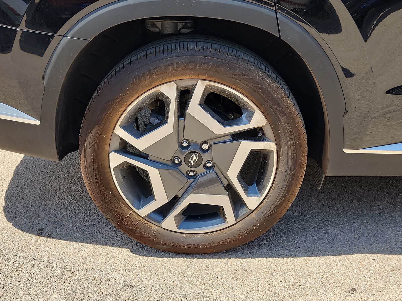 used 2024 Hyundai Palisade car, priced at $43,999
