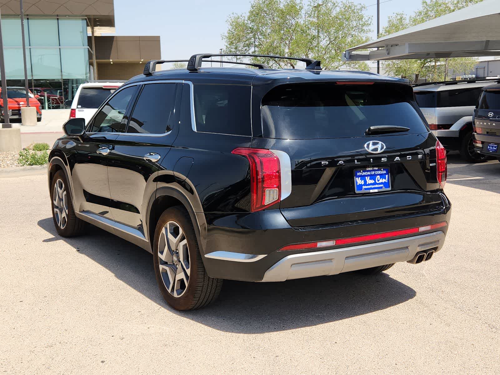 used 2024 Hyundai Palisade car, priced at $43,999