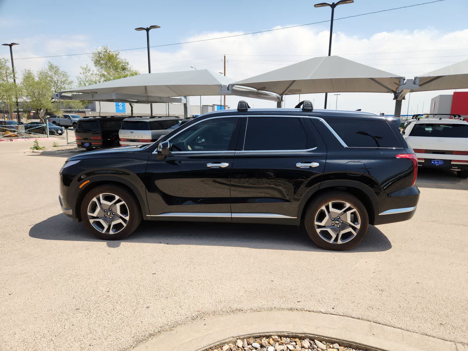 used 2024 Hyundai Palisade car, priced at $43,999