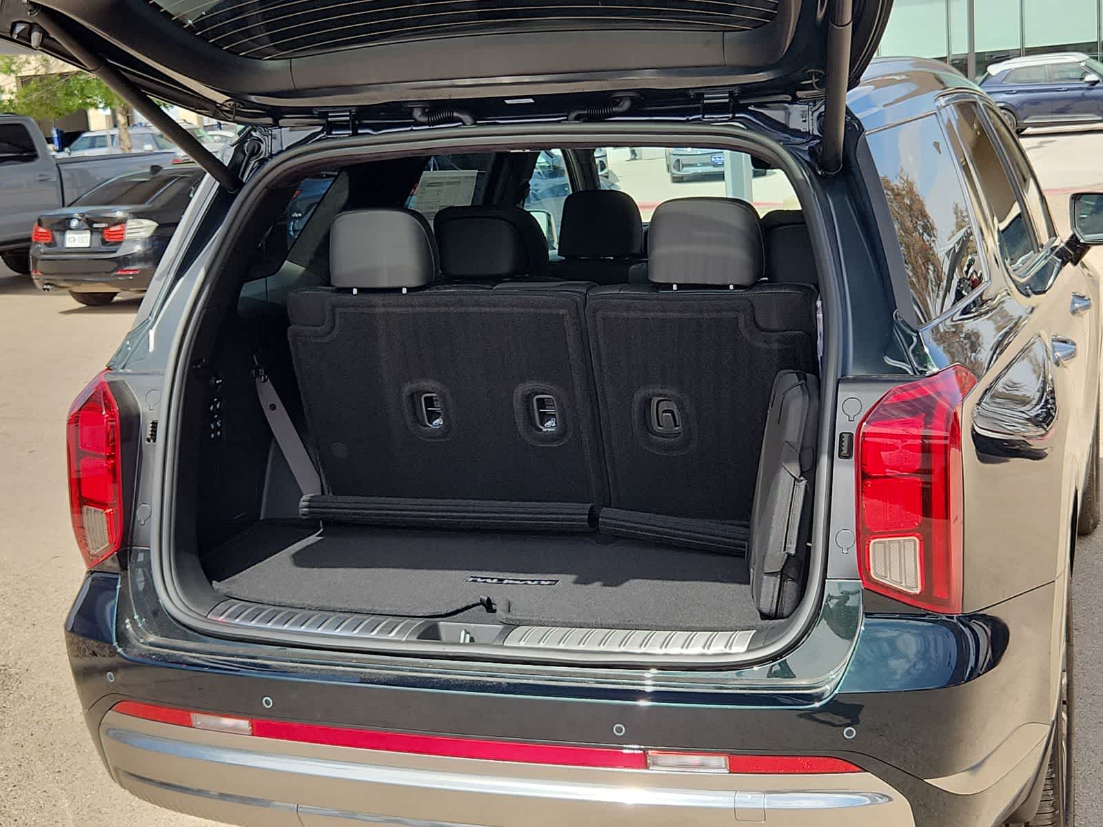 new 2025 Hyundai Palisade car, priced at $54,720
