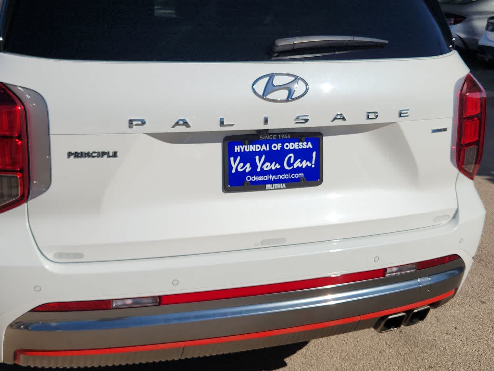 used 2025 Hyundai Palisade car, priced at $45,987