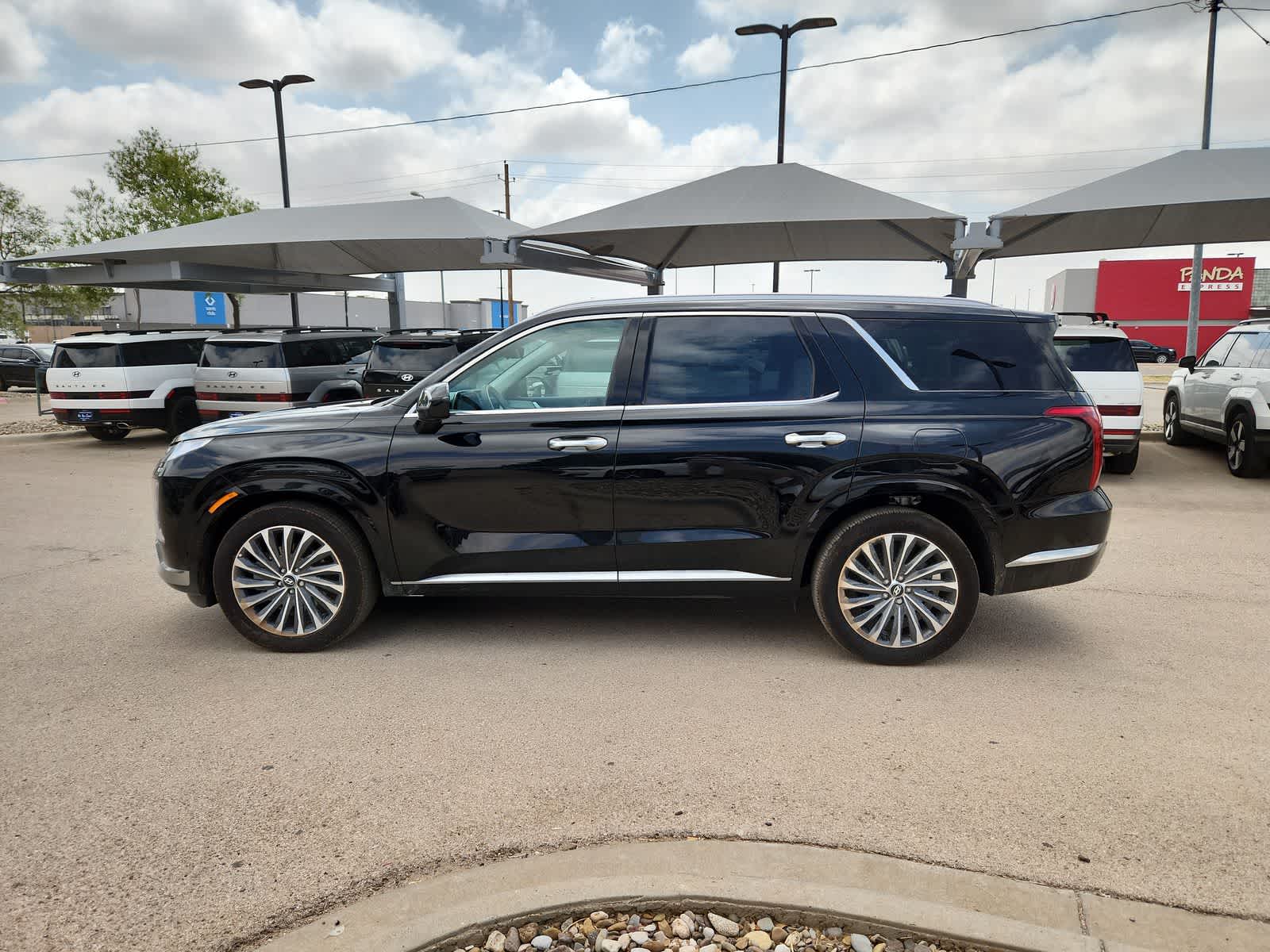 new 2025 Hyundai Palisade car, priced at $55,185