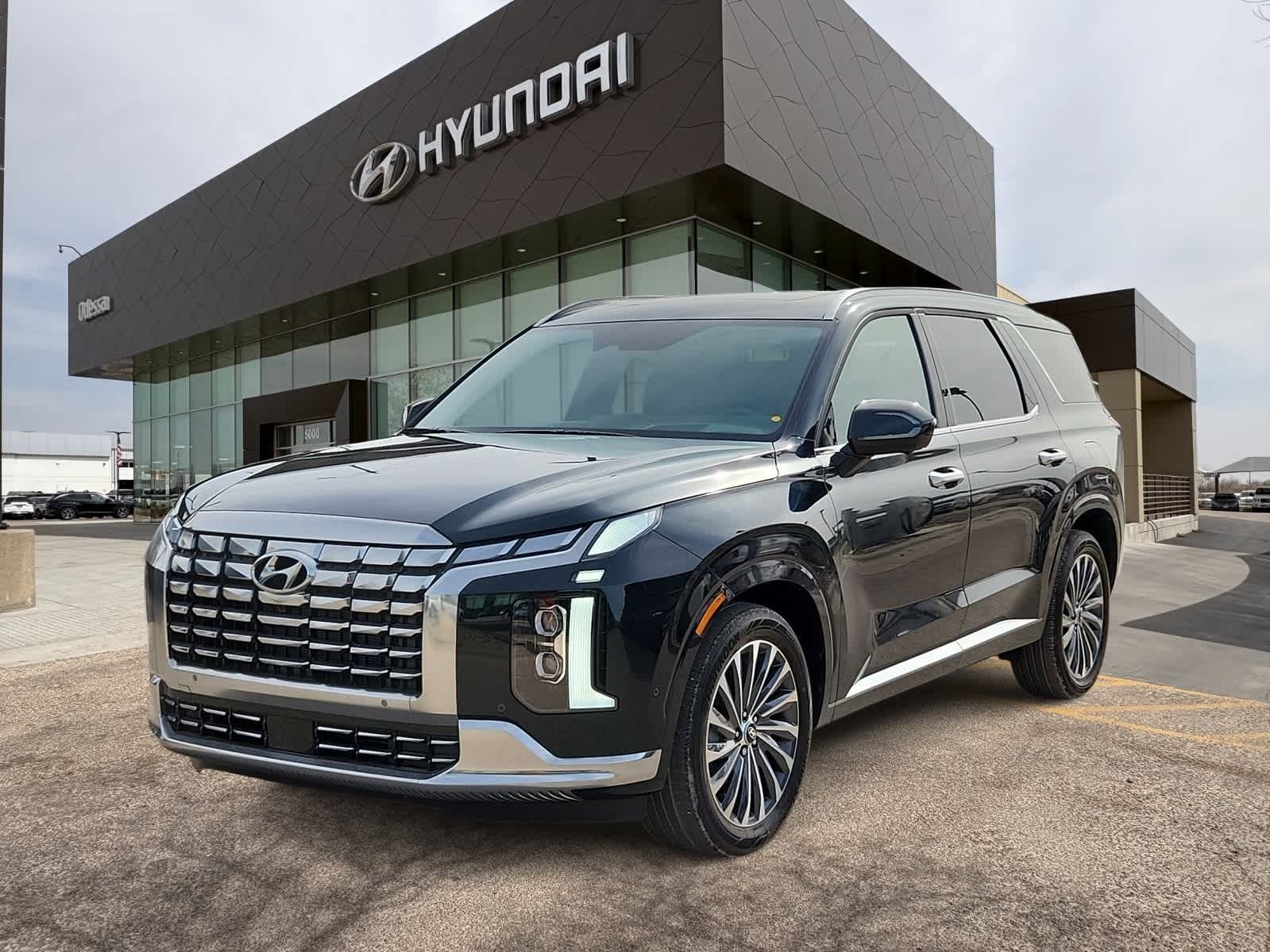 new 2025 Hyundai Palisade car, priced at $54,670