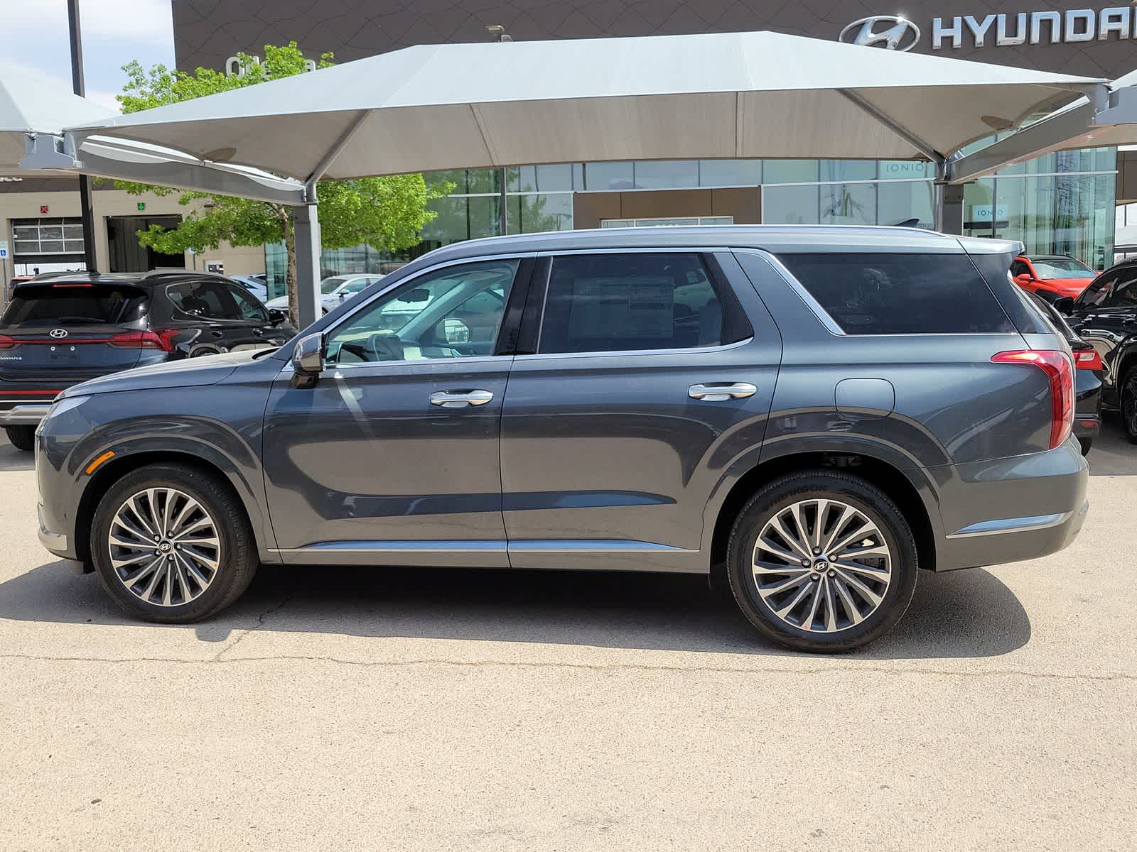 new 2025 Hyundai Palisade car, priced at $55,185