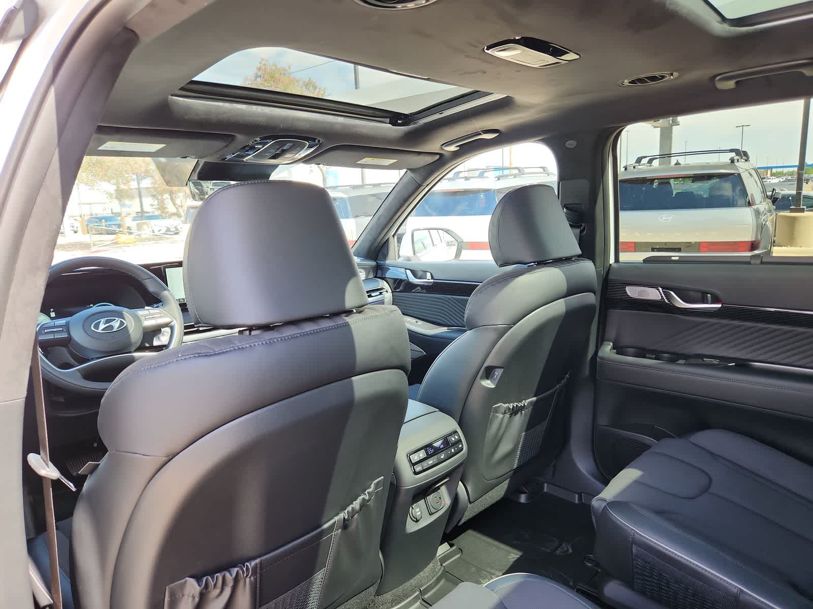 new 2025 Hyundai Palisade car, priced at $57,110