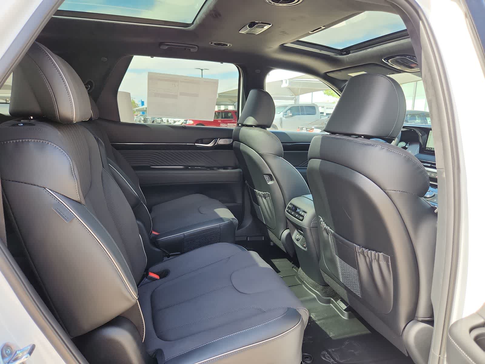 new 2025 Hyundai Palisade car, priced at $57,110