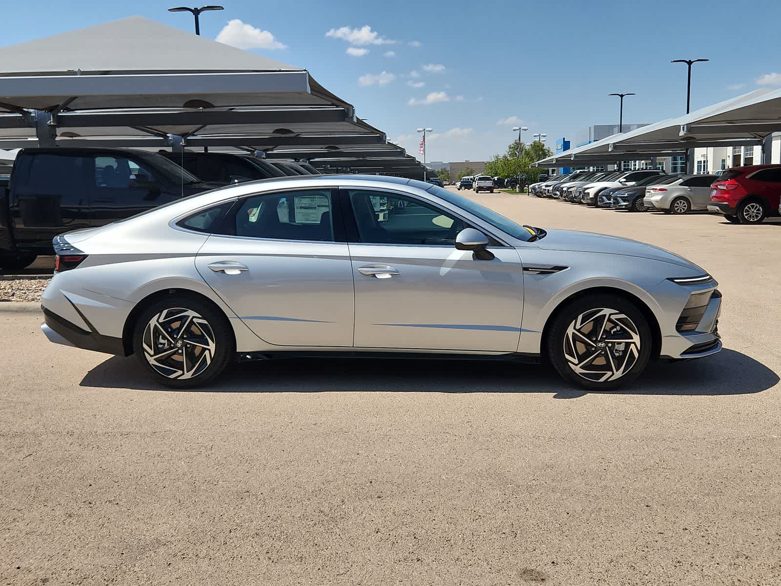 new 2025 Hyundai Sonata car, priced at $33,170