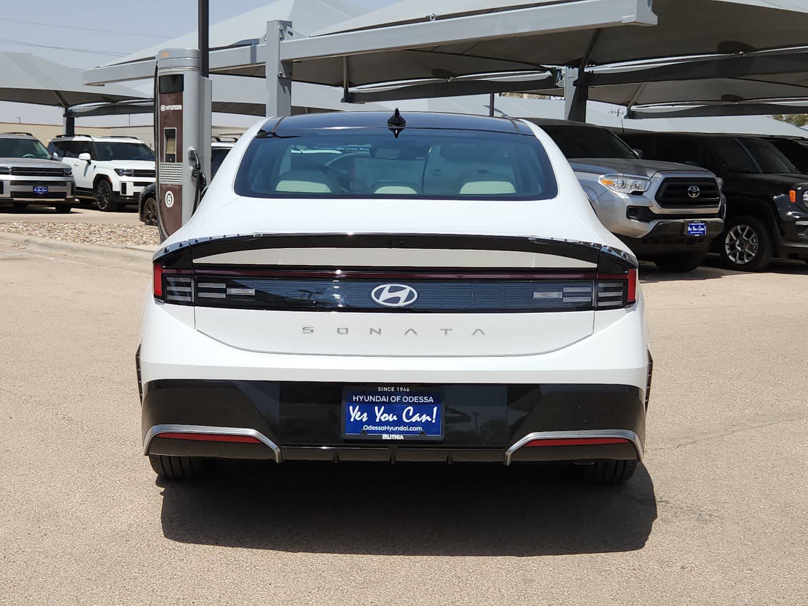 new 2025 Hyundai Sonata car, priced at $33,380